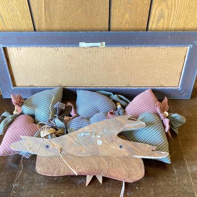 LOT 187: Collection of Primitive Home Decor