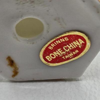 LOT 193: Figurine Collection & More: Made in Occupied Japan, Royal Dalton, Capodimonte, Lenox, Limoges, Maruri Masterpiece