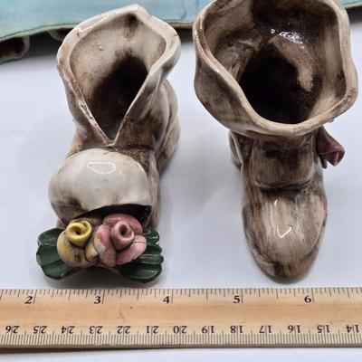 LOT 193: Figurine Collection & More: Made in Occupied Japan, Royal Dalton, Capodimonte, Lenox, Limoges, Maruri Masterpiece