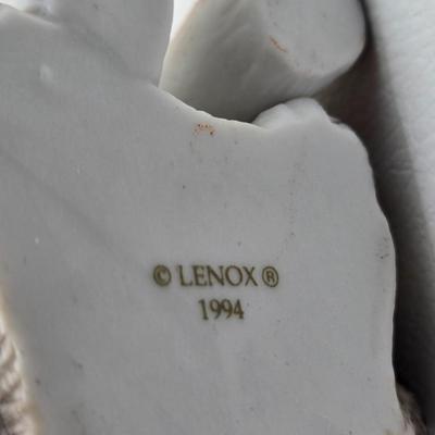 LOT 193: Figurine Collection & More: Made in Occupied Japan, Royal Dalton, Capodimonte, Lenox, Limoges, Maruri Masterpiece