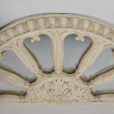 LOT 199: Pineapple Lamp, Mirror Wall Decor, Beautiful Table Runner, and Tablecloth