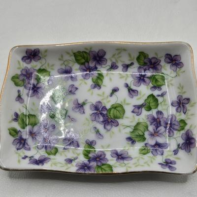 LOT 202: Beautiful San Francisco Music Box, Vintage Violet Trinket Dish, Menu Board with Place-settings, Vintage shoe Clips, and So Much...