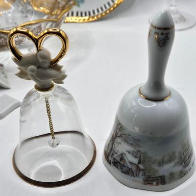 LOT 202: Beautiful San Francisco Music Box, Vintage Violet Trinket Dish, Menu Board with Place-settings, Vintage shoe Clips, and So Much...