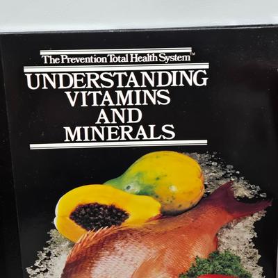 LOT 204: Vintage Aprons and Cookbooks