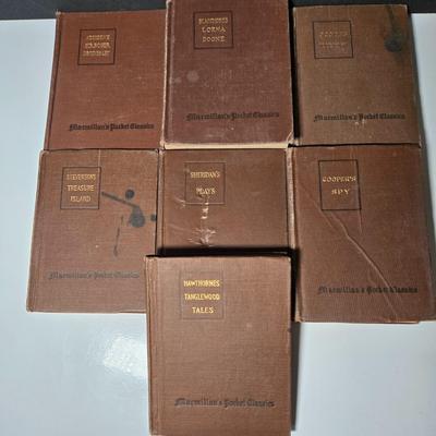 LOT 216: Macmillan's Pocket Classics Books
