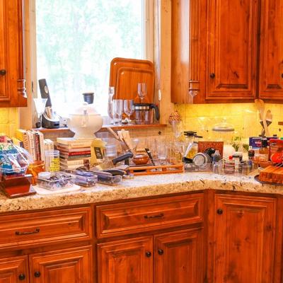 Kitchenware, Cookbooks, Spices & More (Kitchen)
