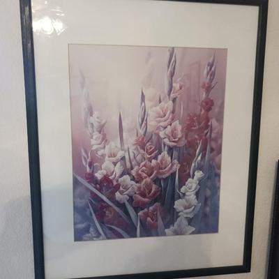 FRAMED FLORAL PICTURES
