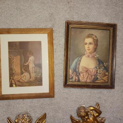 3 FRAMED PICTURES AND 3 WALL HUNG CHERUBS