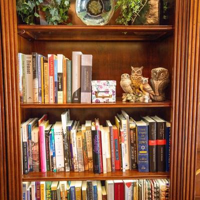 Back Office Selection: Books, Television, Rug & More