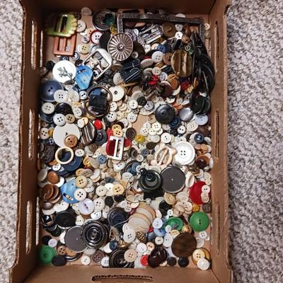 SOME GREAT OLD BUTTONS