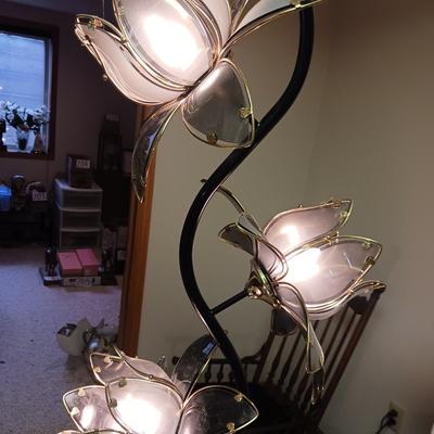 A UNIQUE GLASS PETAL FLOOR LAMP 70" TALL