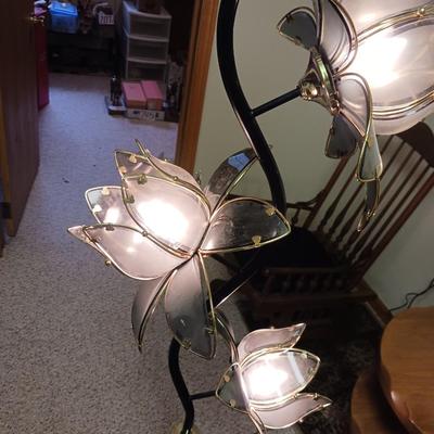A UNIQUE GLASS PETAL FLOOR LAMP 70" TALL