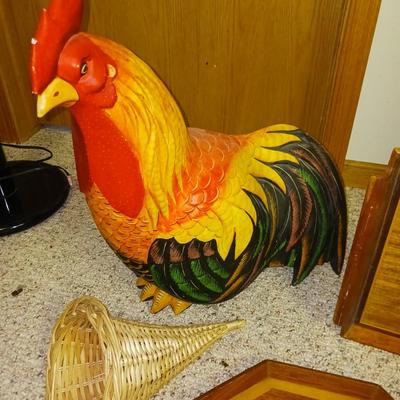 ROOSTERS AND INLAID WOOD TRAYS