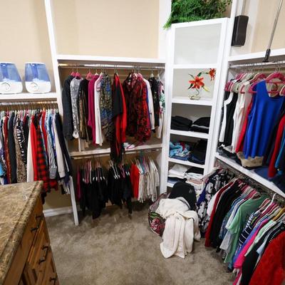 Womens Clothing: Size Med - Large Selection (Master Closet)