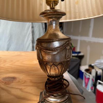 Lot of 4 Lamps, 2 Brass lamps, 2 a silver base