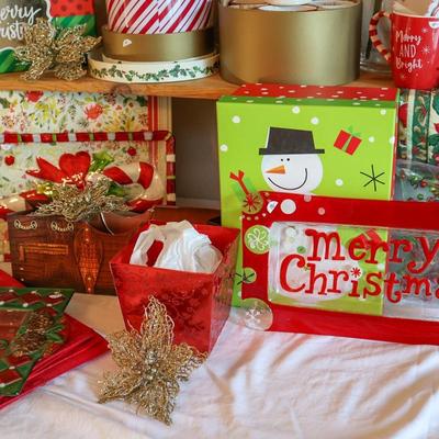 Holiday Selection Table with Portmeirion Holiday Dishset