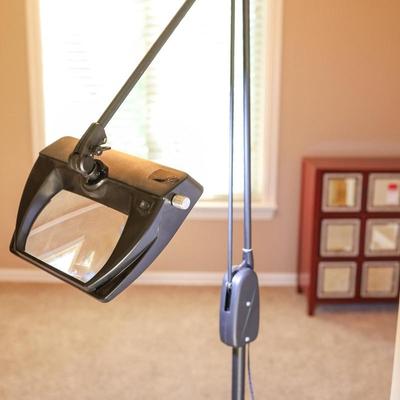 Dazor L1550 Magnifier Crafting Light