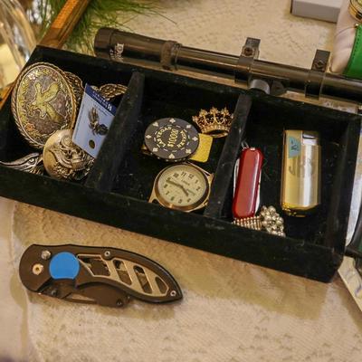 House #2: Jewelry Counter Selection