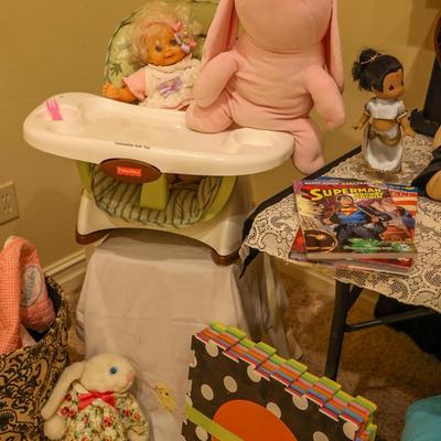 House #2: Kids & Linens Selection