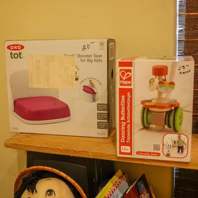 House #2: Kids & Linens Selection