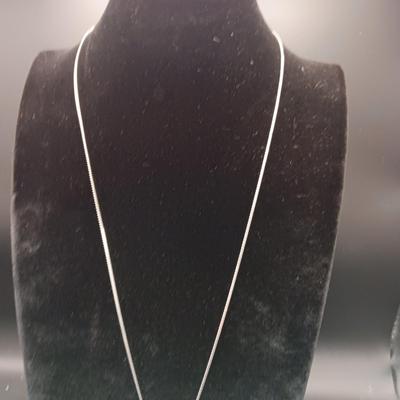 STERLING SILVER CHAIN AND HEART PENDANT PLUS ANTIQUE STERLING LOCKET 16.30g