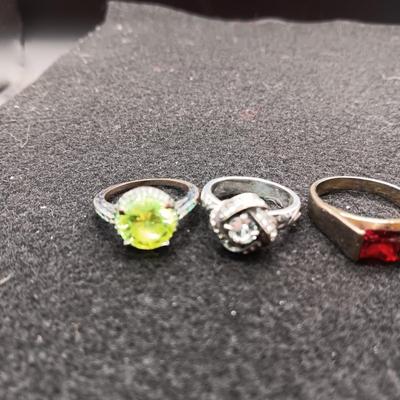 COSTUME RINGS SIZES 7 1/2 - 6 1/2 - 10 - 7 1/2