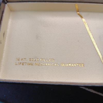 CROSS 12K GOLD FILLED PEN AND PENCIL SET PLUS AN ANTIQUE PIN