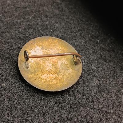 CROSS 12K GOLD FILLED PEN AND PENCIL SET PLUS AN ANTIQUE PIN