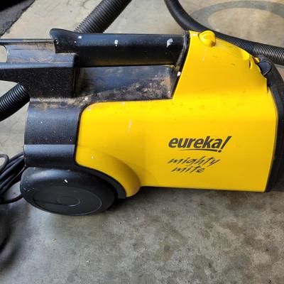 Eureka 3670 Mighty Mite Vacuum (G-EL)