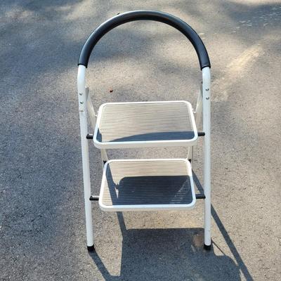 Three Ladders and Stepstools (G-EL)