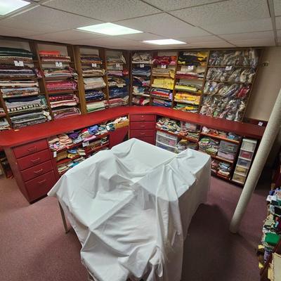 L-Shaped Red Storage Shelves w/Drawer Units (BF1-JS)