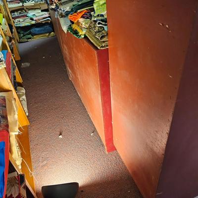 L-Shaped Red Storage Shelves w/Drawer Units (BF1-JS)
