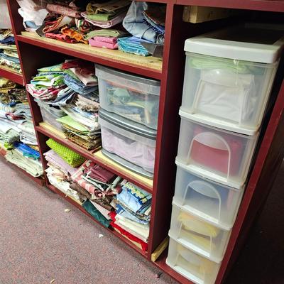 L-Shaped Red Storage Shelves w/Drawer Units (BF1-JS)