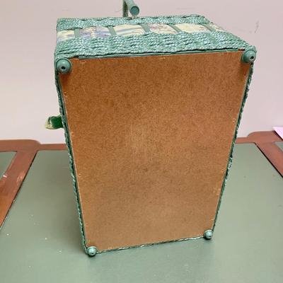 Two Sewing Baskets (BO-SS)