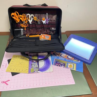 All things Fiskars- incl Craft Suitcase (BO-SS)