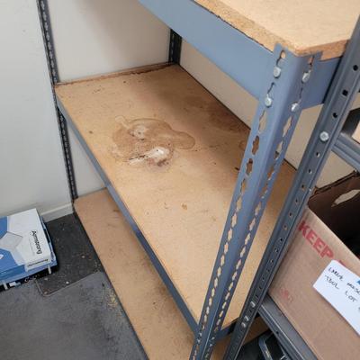 Adjustable Metal and Wood Shelves (G-EL)