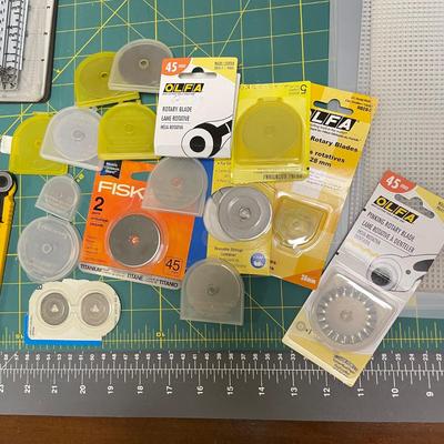 Quilters Paradise- Grids, Rotary Blades & Patterns (BO-SS)