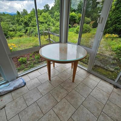 Blonde Colored Patio Table with Plexiglass Top (BSR-JS)