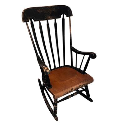 Colonial Style Two Toned Wooden Rocking Chair (BGB-RG)
