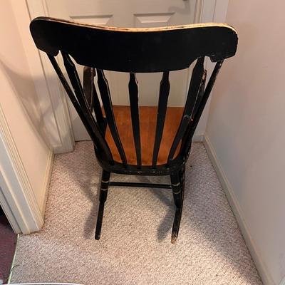 Colonial Style Two Toned Wooden Rocking Chair (BGB-RG)