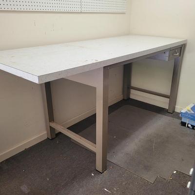 Metal Work Bench with Formica Top (G-EL)