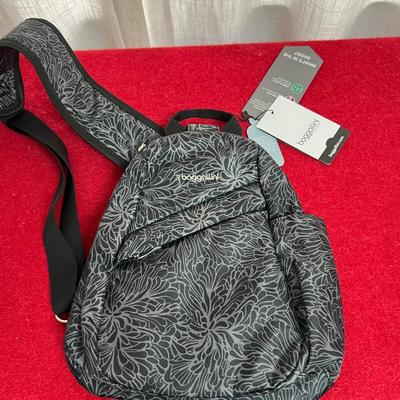 2 NWT New Purses - Anne Klein Tote, Baggallini Crossbody
