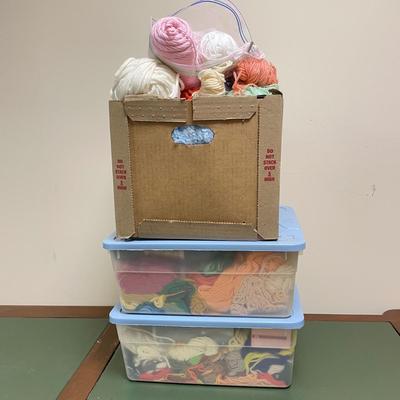 Knit the Season - Yarn & Needles (BO-SS)