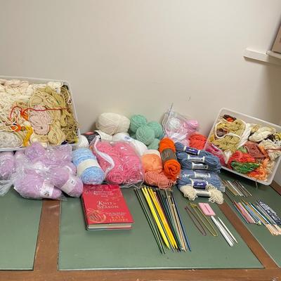 Knit the Season - Yarn & Needles (BO-SS)