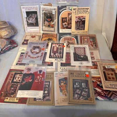 Country Quilt/Crafting - Patterns, Books & More (BGB-RG)