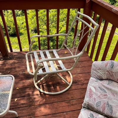Pair of Patio Chairs & Table (PBD-RG)
