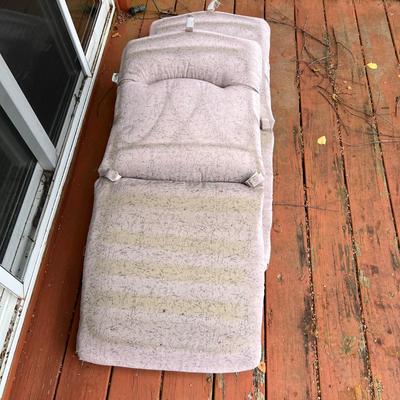 Pair of Patio Chairs & Table (PBD-RG)