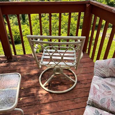 Pair of Patio Chairs & Table (PBD-RG)