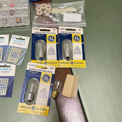 Huge Selection of Sewing Machine Needles, Bobbins & Feet (BO-SS)