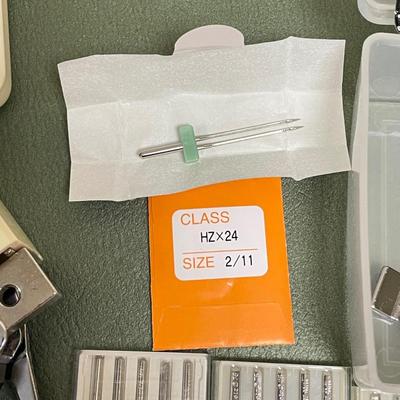 Huge Selection of Sewing Machine Needles, Bobbins & Feet (BO-SS)